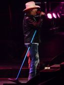 Concerts 2012 0605 paris slash2baz gnr bercy 2012 (66)